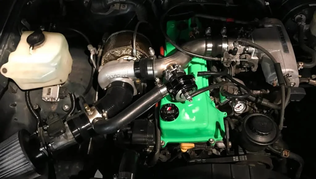 Turbocharged 2RZ-FE motor