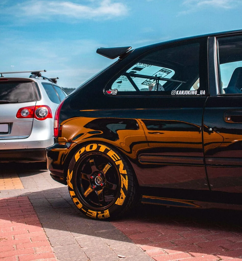 EG Civic with Bridgestone Potenza tires and Volk rims