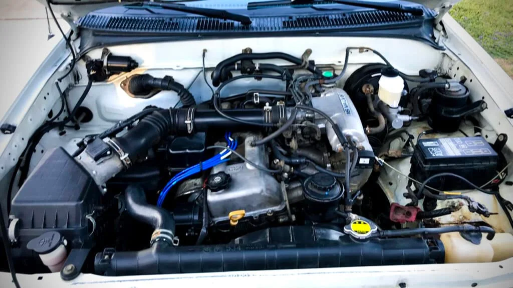 2RZ-FE stock engine