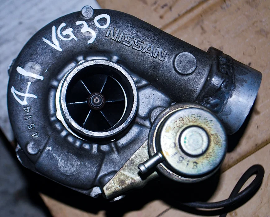 Big single turbo for VG30 engines