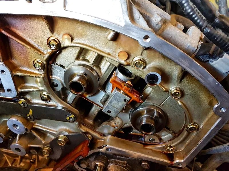 VQ40 low oil pressure problem
