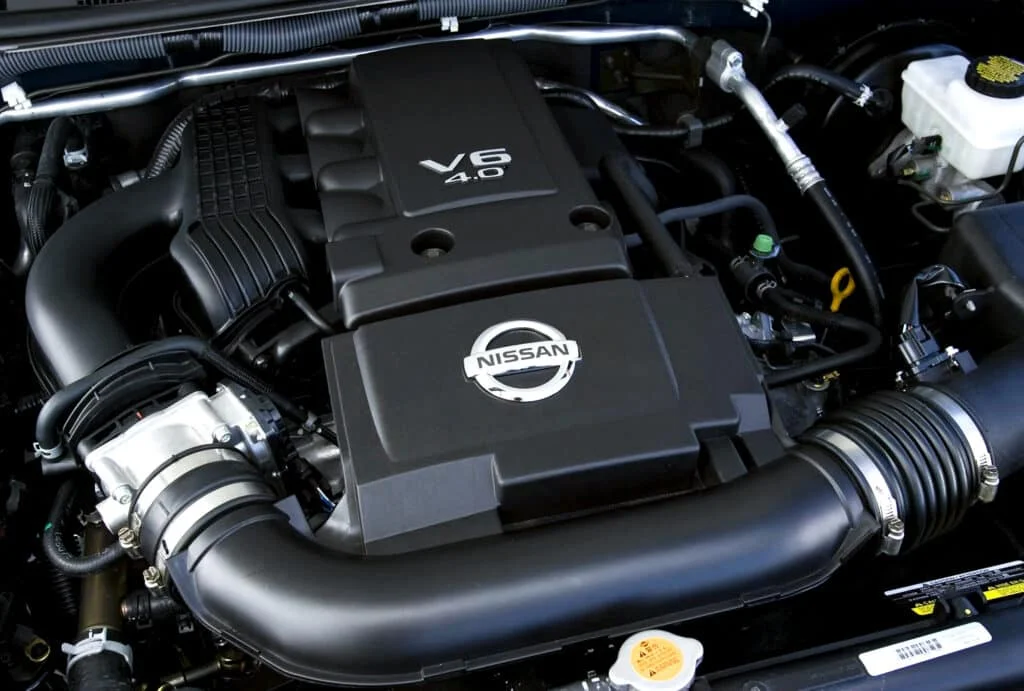 2007 Nissan Pathfinder engine bay