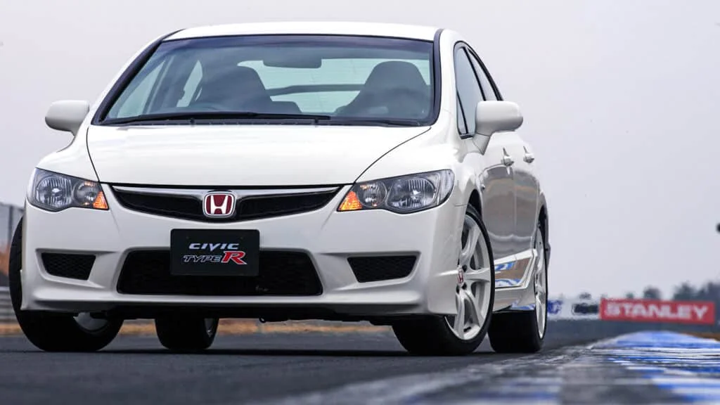 White FD2R Civic