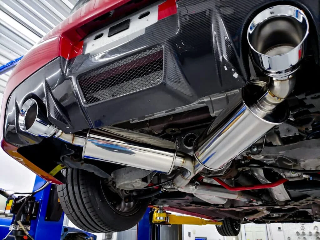 Dual exit catback exhaust