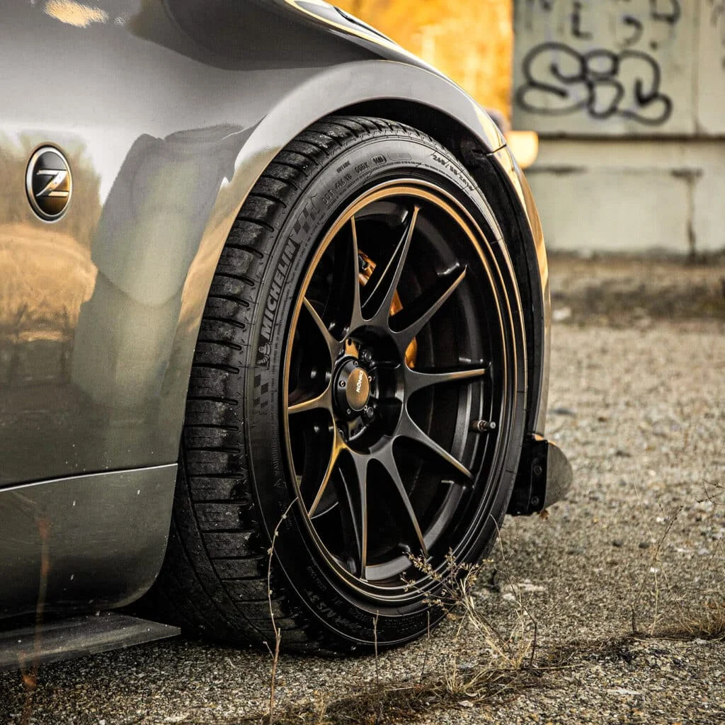 Nissan 350z with Konig wheels