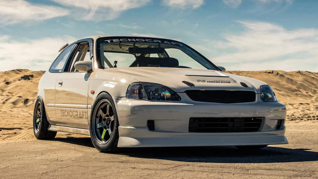 6th-gen Civic white