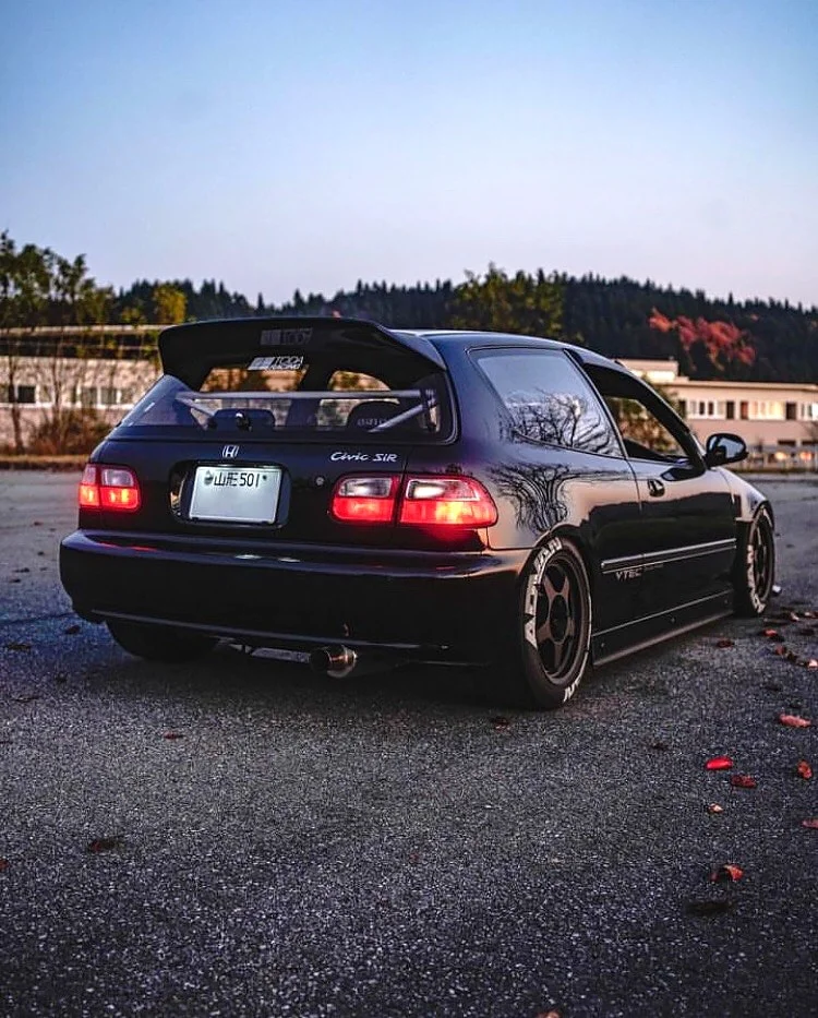 5th-gen Civic SiR