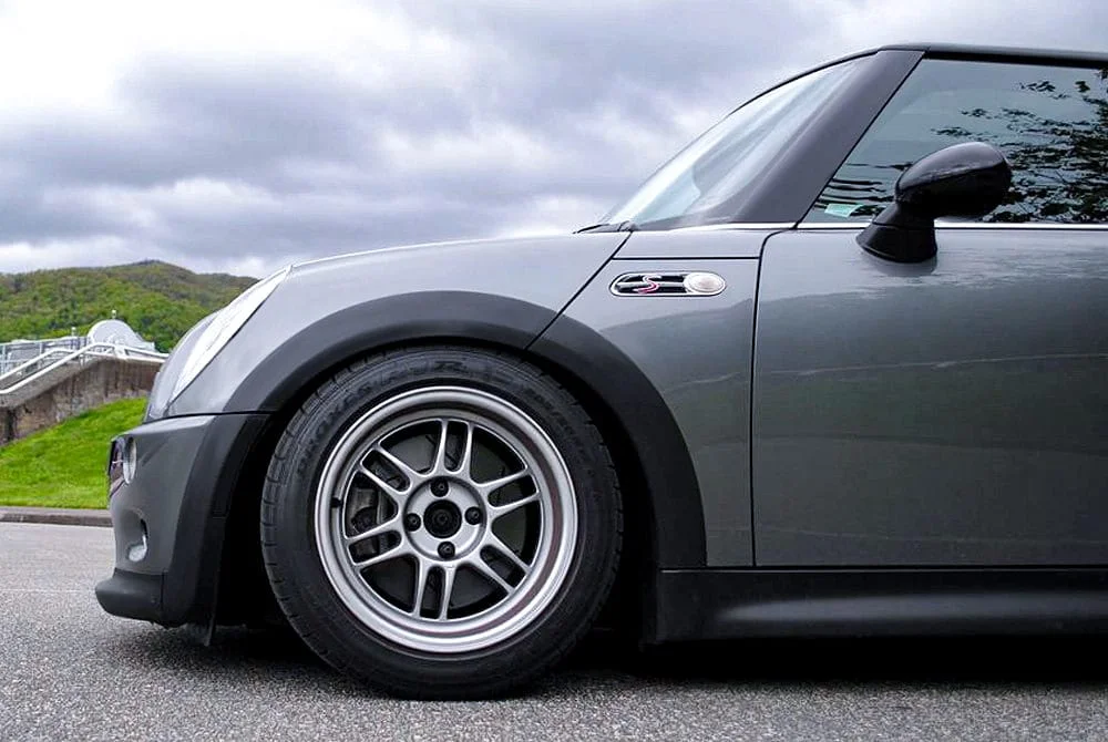 König Wideopen wheels installed on a Mini Cooper