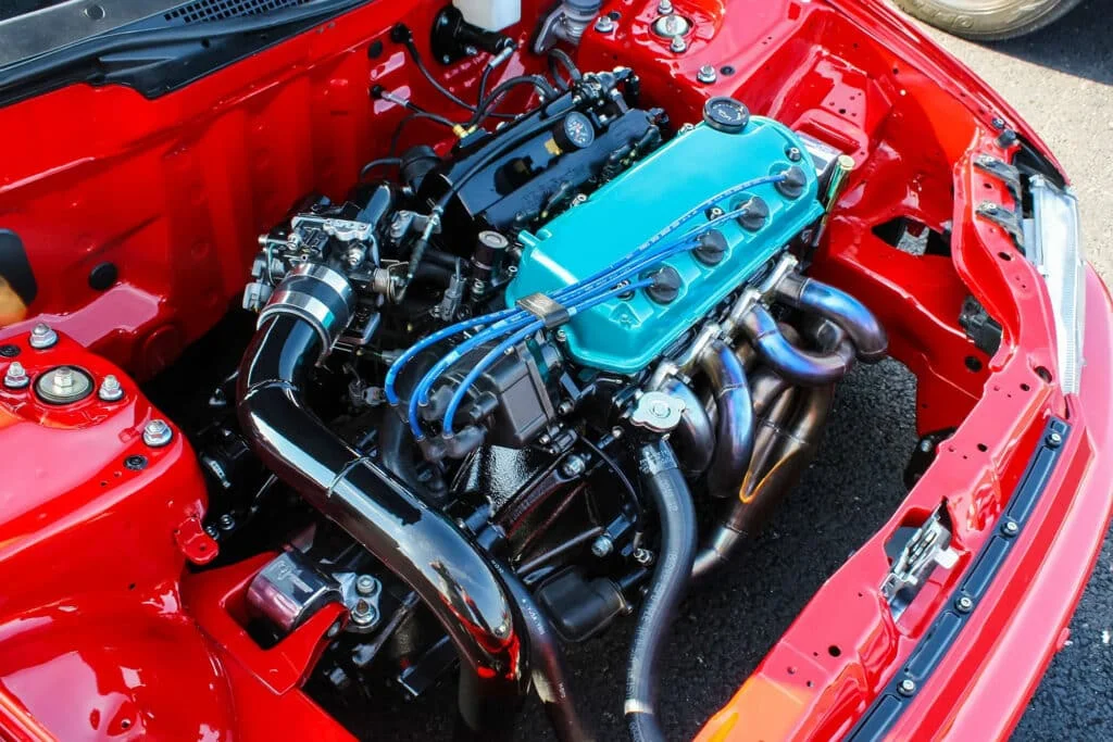 Modified D-series engine