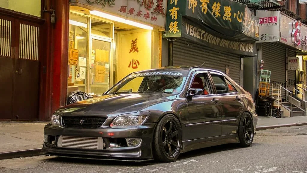 IS300 lowered on TE37s