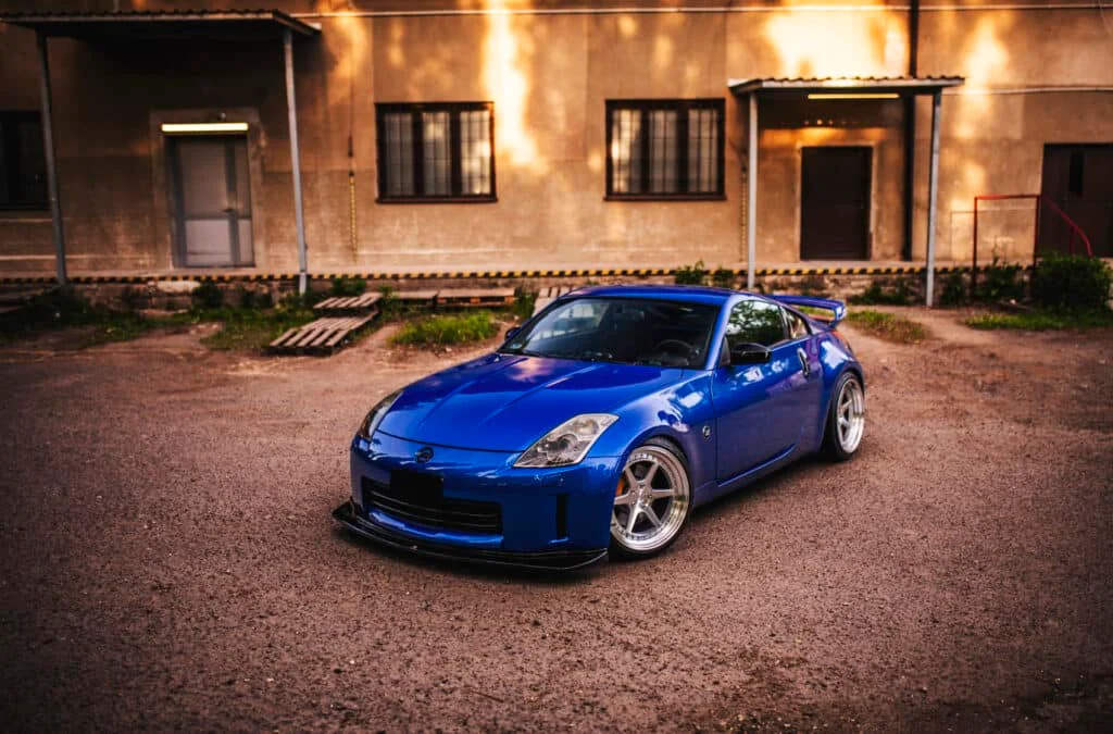 Blue Z33 with tinted windows