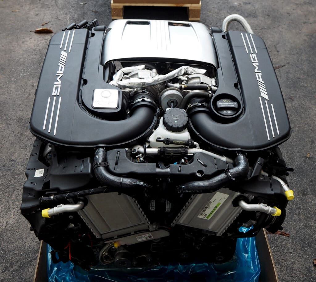 Mercedes AMG biturbo engine