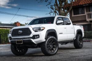 Tacoma Tire Size Guide Includes Leveling Kit Specs Low Offset