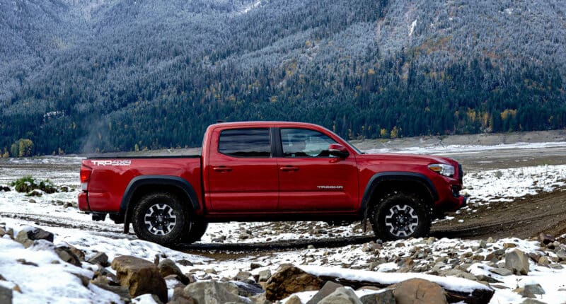 Tacoma Tire Size Guide: Includes Specs for Leveling Kits