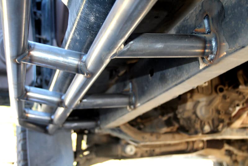 Weld-on rock sliders