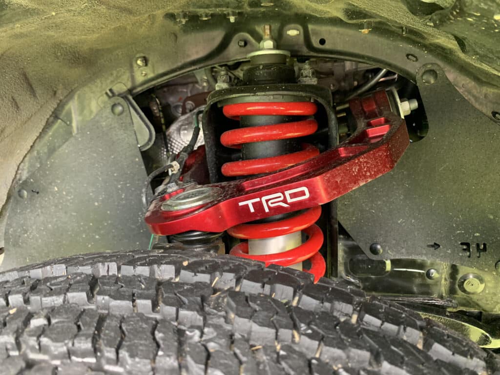 Aftermarket control arms for Tacoma