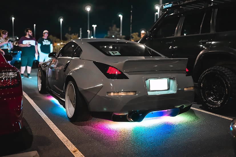 Widebody z33 with rainbow underglow