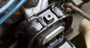 5 Key Symptoms of Bad Motor Mounts Low Offset