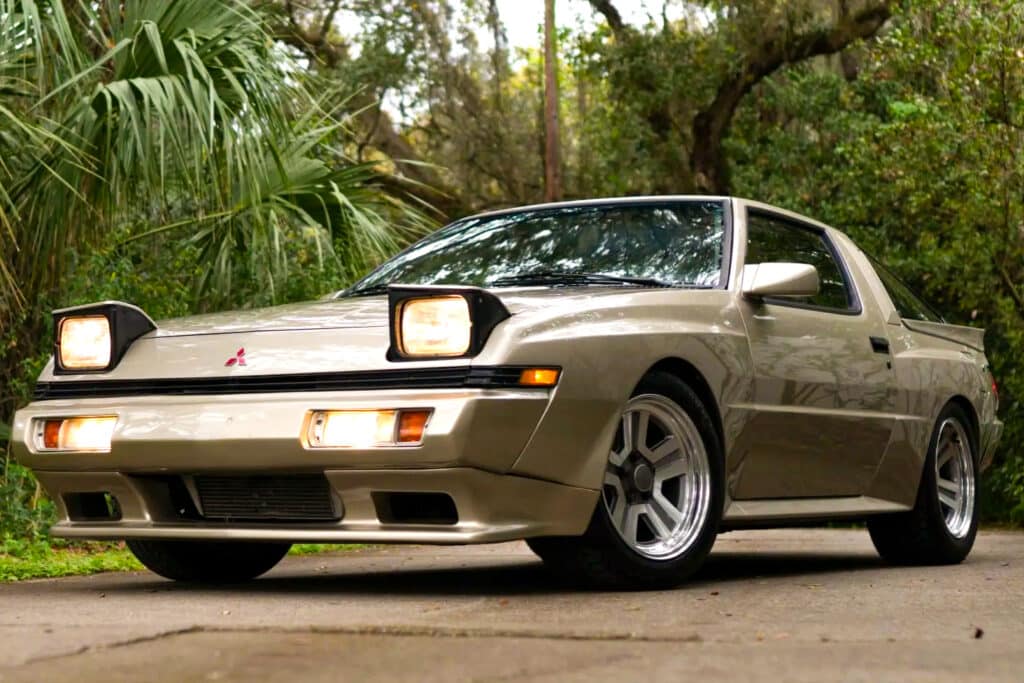 Starion pop-up headlights