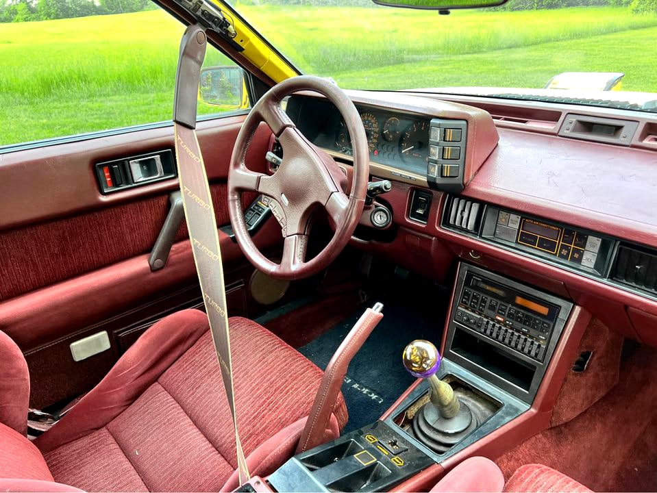 Dodge Conquest Interior