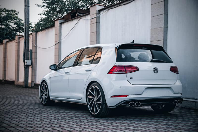 The Difference Between LowProfile Tires & Regular Tires Low Offset