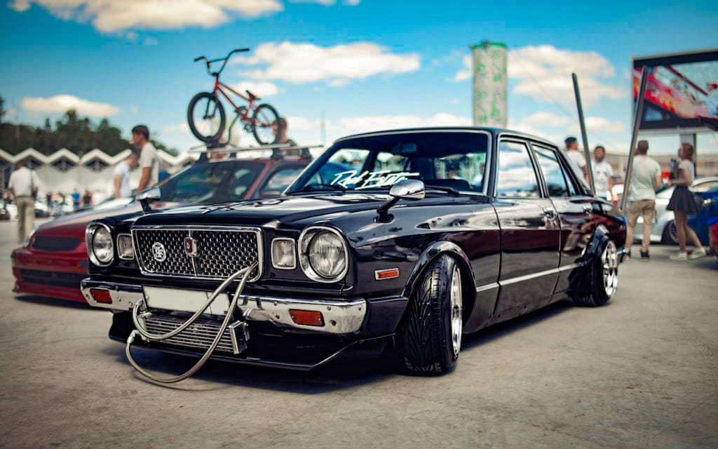 Shakotan build with exposed oil cooler