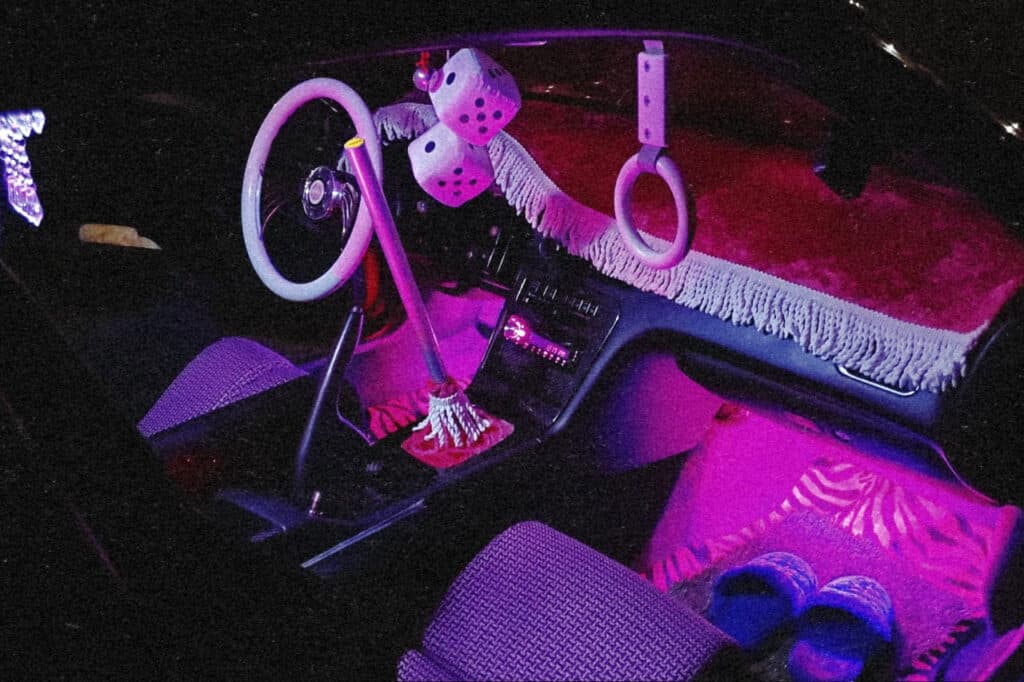 Kaido racer interior