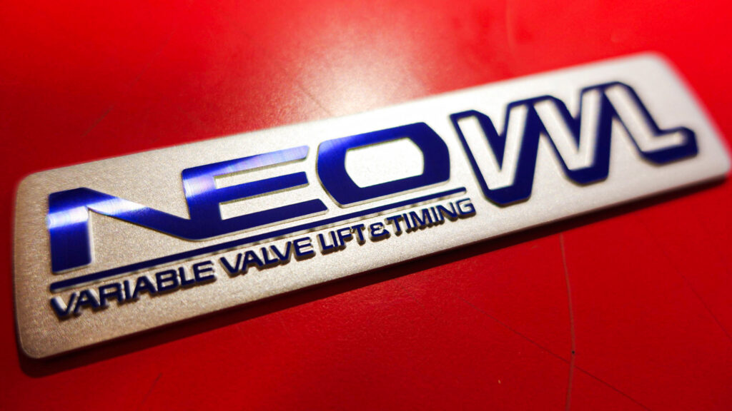 NEO VVL Badge