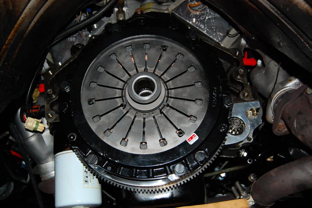 Race clutch