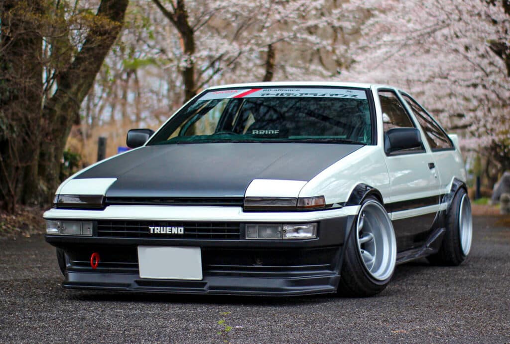 AE86 lowered on Watanabe rims