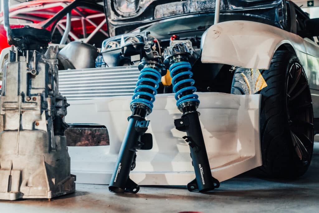 Blue springs on Maxpeedingrods coilover set