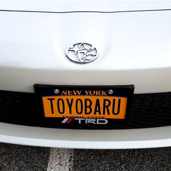 Toyobaru badge and plate